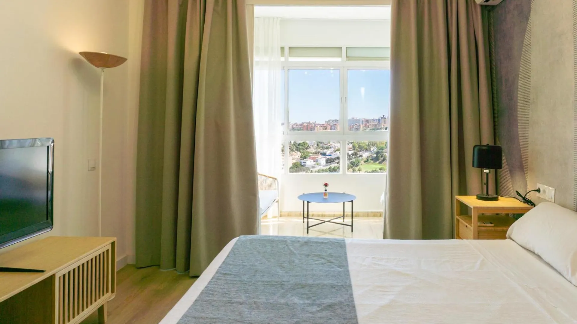 Colina Apartament Sea Views Torremolinos 0*,